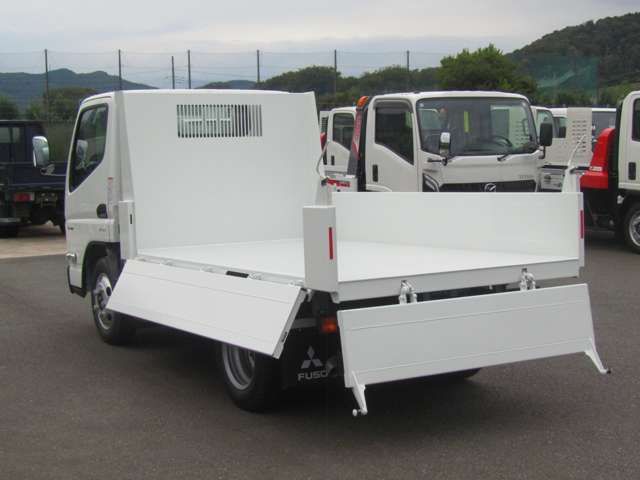 MITSUBISHI CANTER 2025 Image 31
