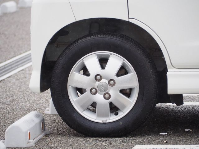 DAIHATSU ATRAI WAGON 2015 Image 31