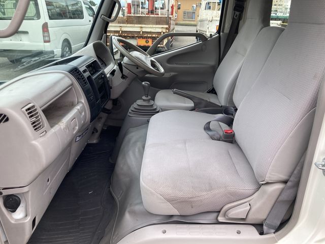 TOYOTA TOYOACE 2013 Image 31