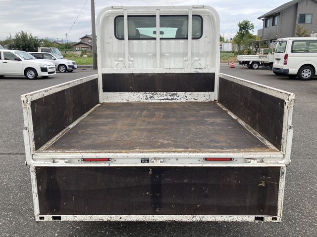 TOYOTA TOYOACE 2013 Image 31