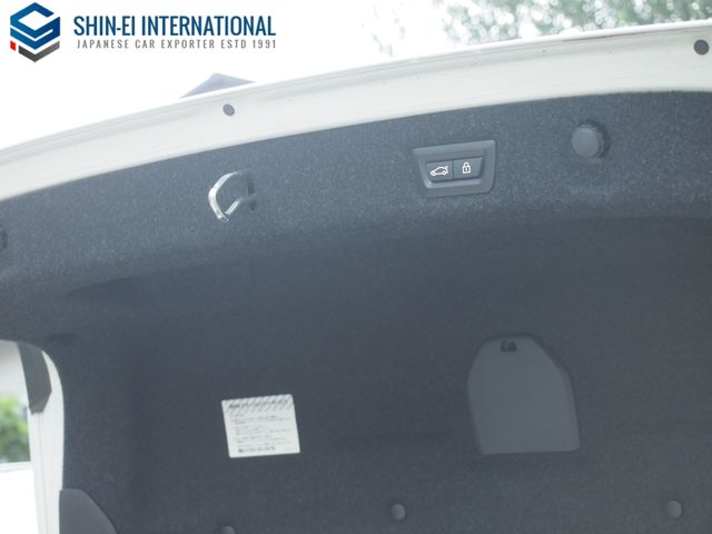 BMW 5SERIES SEDAN 2018 Image 31