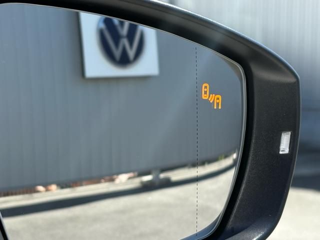 VOLKSWAGEN T-ROC 2025 Image 31