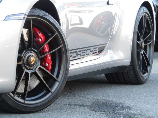 PORSCHE 911 2022 Image 31