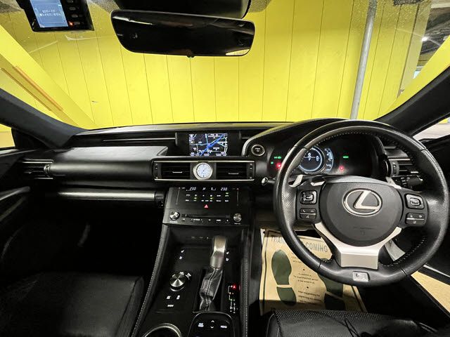 TOYOTA LEXUS RC300H 2014 Image 31