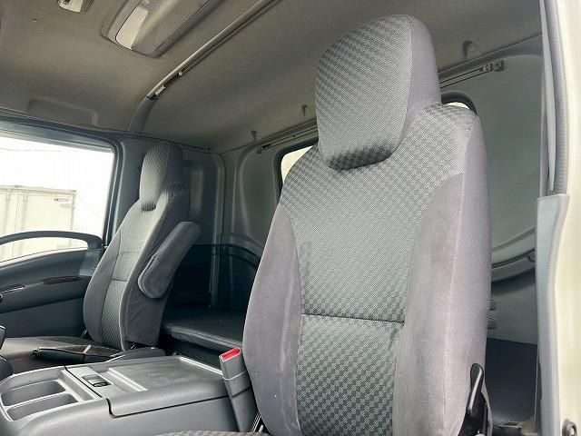 ISUZU FORWARD 2015 Image 31