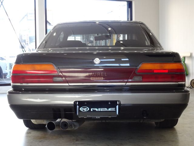 NISSAN LAUREL 1990 Image 31
