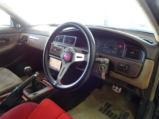 NISSAN LAUREL 1990 Image 31