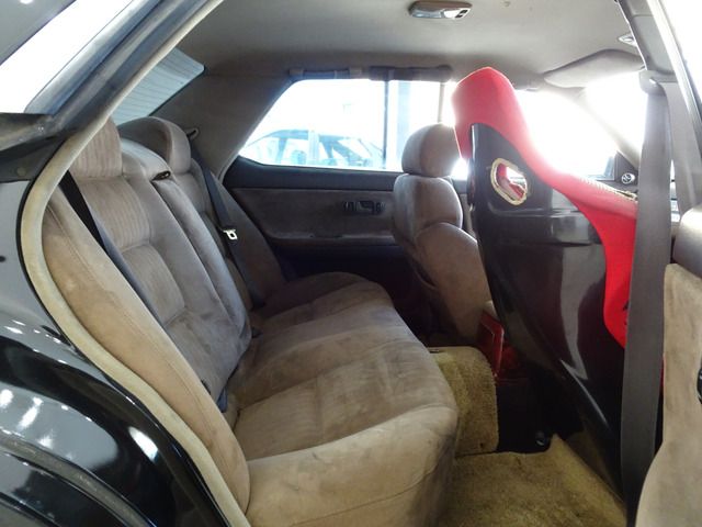 NISSAN LAUREL 1990 Image 31