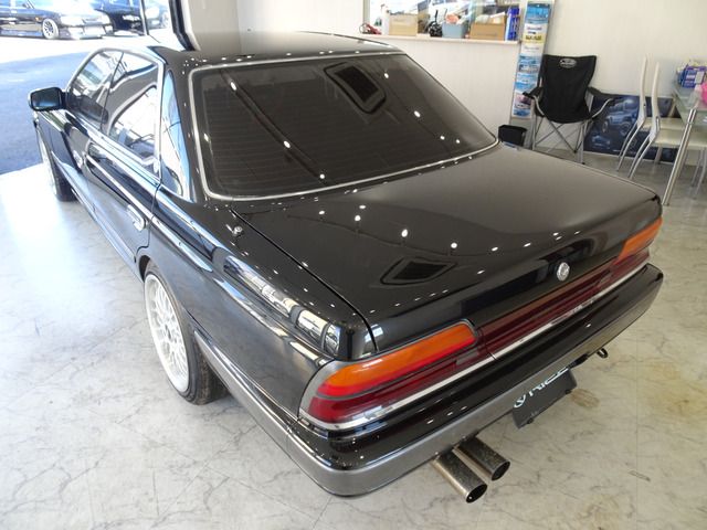 NISSAN LAUREL 1990 Image 31