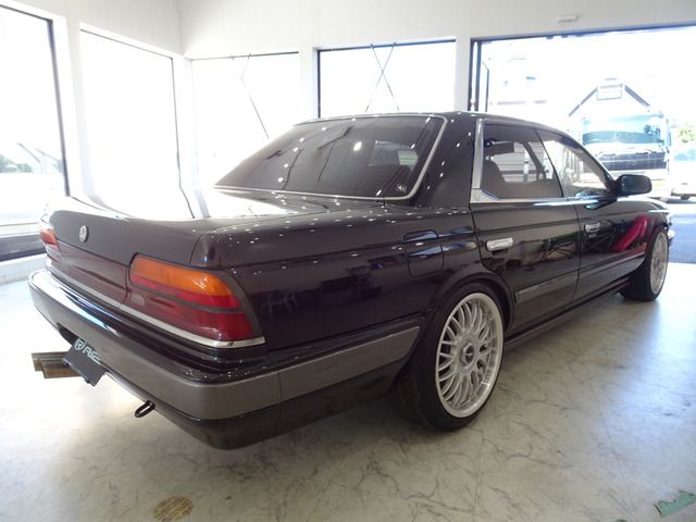 NISSAN LAUREL 1990 Image 31