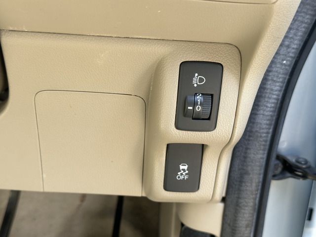 HONDA N BOX 2012 Image 31