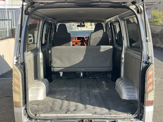 TOYOTA HIACE VAN 2WD 2007 Image 31