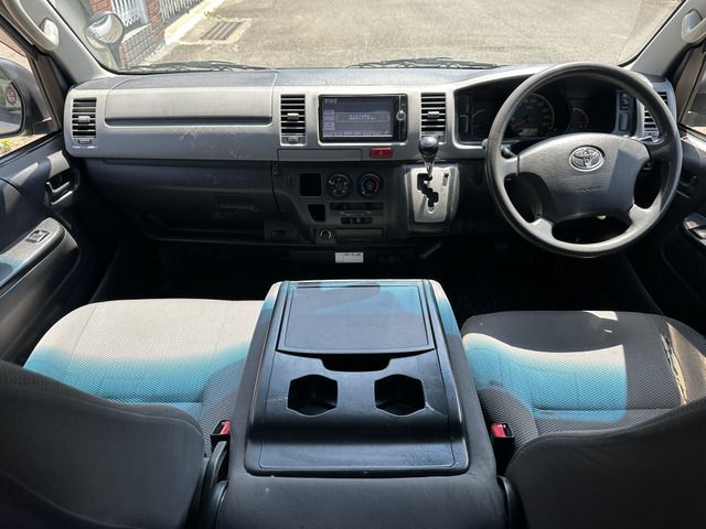 TOYOTA HIACE VAN 2WD 2013 Image 31