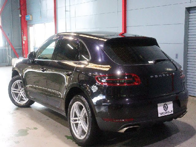 PORSCHE MACAN 2018 Image 31