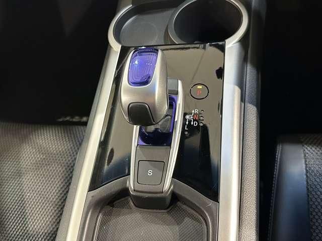 HONDA JADE HYBRID 2015 Image 31