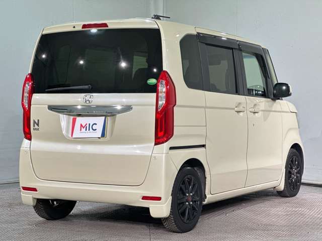 HONDA N BOX 2017 Image 31