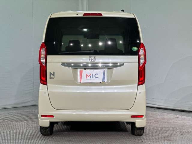 HONDA N BOX 2017 Image 31