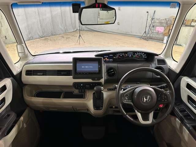 HONDA N BOX 2017 Image 31