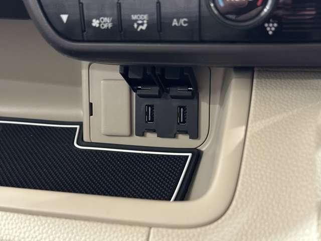 HONDA N BOX 2017 Image 31