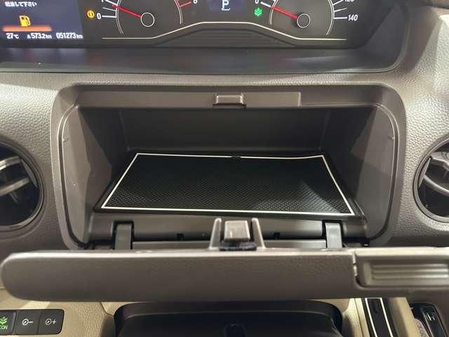 HONDA N BOX 2017 Image 31