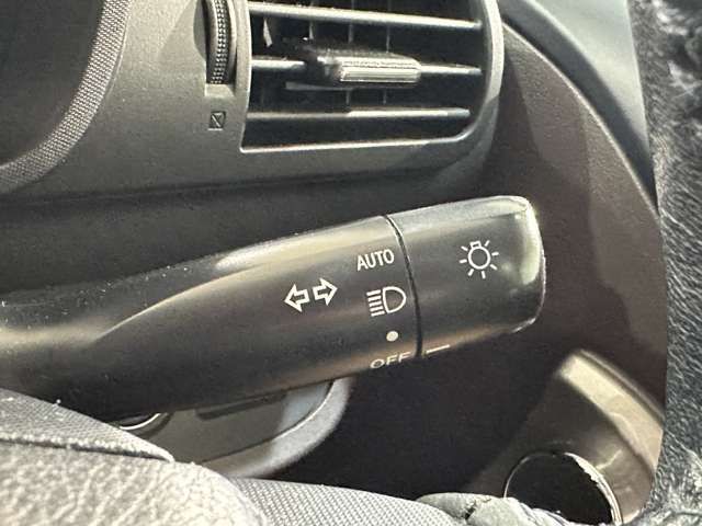 TOYOTA IQ 2012 Image 31