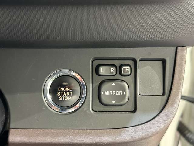 TOYOTA IQ 2012 Image 31