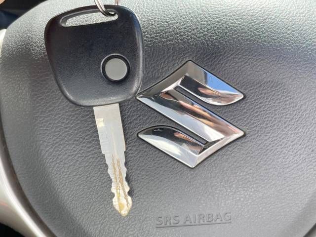 SUZUKI JIMNY 4WD 2015 Image 31