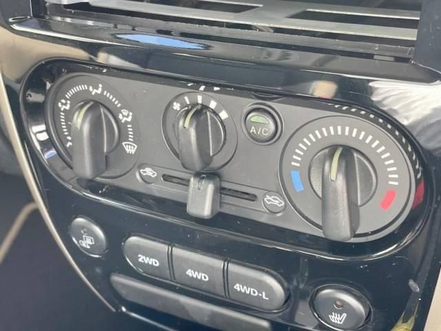 SUZUKI JIMNY 4WD 2015 Image 31