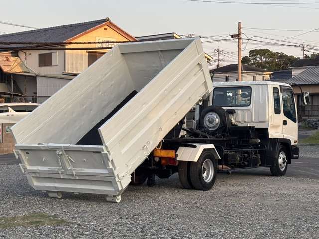 ISUZU FORWARD 2004 Image 31