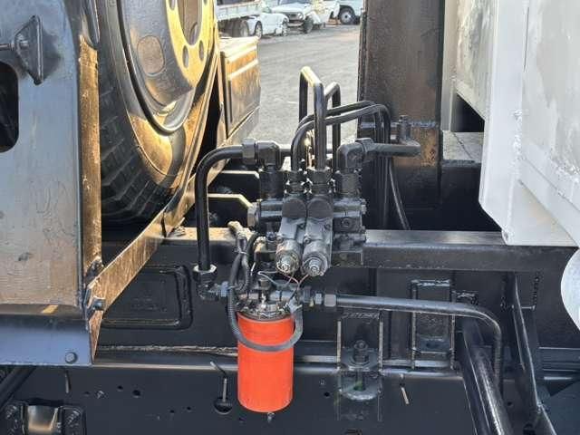 ISUZU FORWARD 2004 Image 31