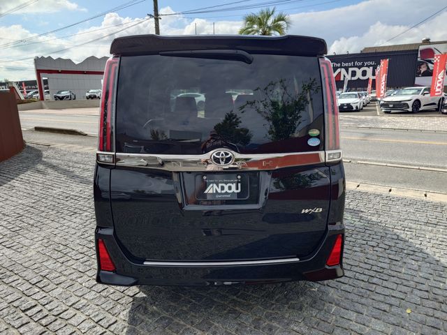 TOYOTA NOAH 2018 Image 31