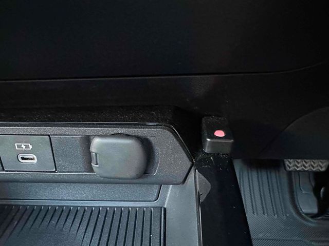 TOYOTA PRIUS 2024 Image 31