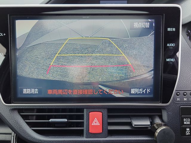 TOYOTA VOXY 2017 Image 31