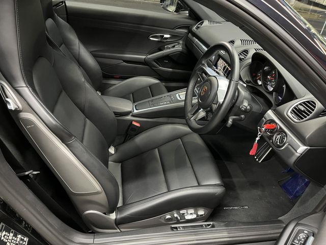 PORSCHE 718CAYMAN 2017 Image 31