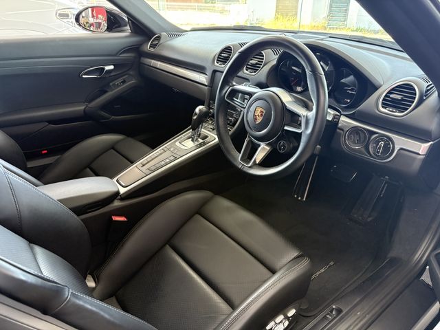 PORSCHE 718CAYMAN 2017 Image 31