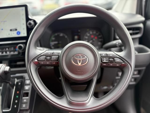 TOYOTA SIENTA HYBRID 2025 Image 31