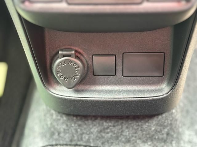 TOYOTA SIENTA HYBRID 2025 Image 31