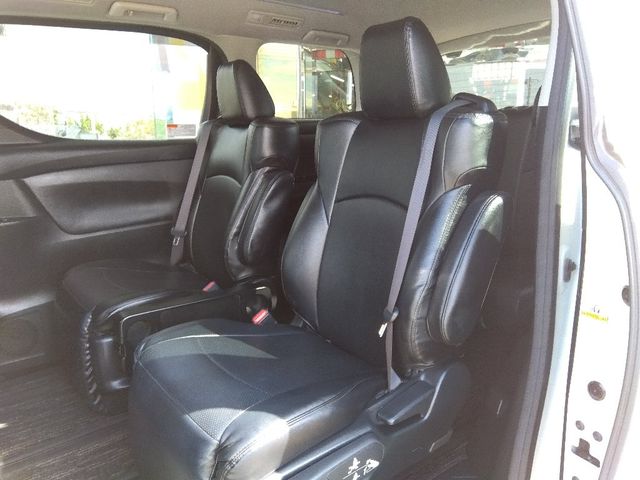 TOYOTA VELLFIRE 4WD 2018 Image 31