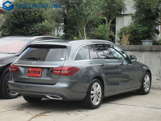 MERCEDES BENZ C CLAS 2018 Image 31