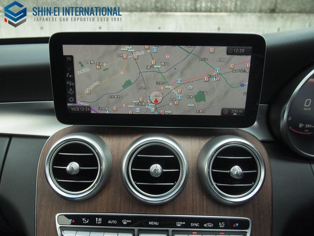 MERCEDES BENZ C CLAS 2018 Image 31