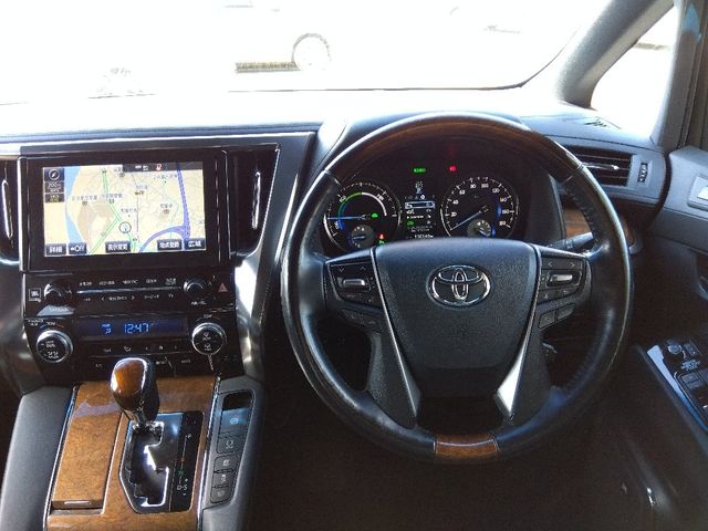 TOYOTA ALPHARD HYBRID 4WD 2016 Image 31