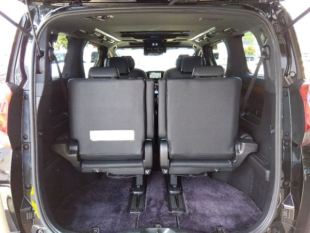 TOYOTA ALPHARD HYBRID 4WD 2016 Image 31