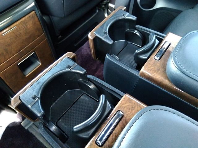 TOYOTA ALPHARD HYBRID 4WD 2016 Image 31