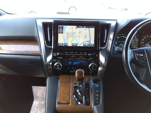 TOYOTA ALPHARD HYBRID 4WD 2016 Image 31