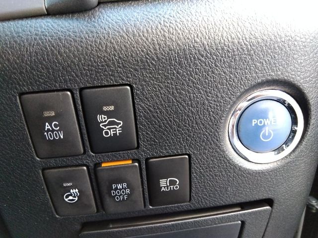 TOYOTA ALPHARD HYBRID 4WD 2016 Image 31