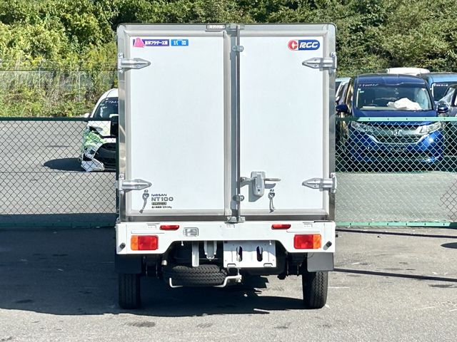 NISSAN NT100 CLIPPER 2023 Image 31