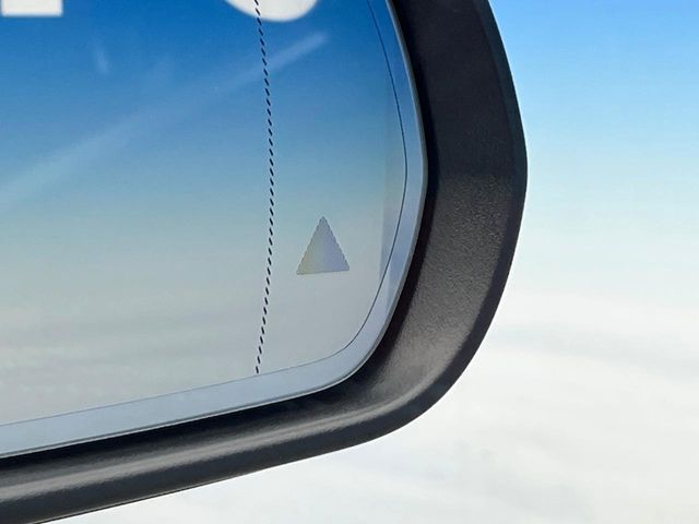 MERCEDES BENZ GLB 2022 Image 31