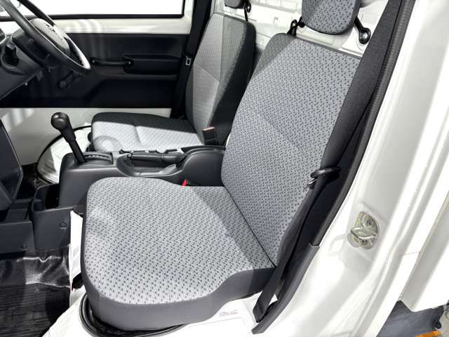 NISSAN NT100 CLIPPER 4WD 2022 Image 31