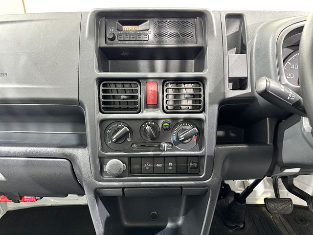 NISSAN NT100 CLIPPER 4WD 2022 Image 31