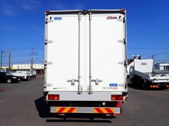 ISUZU ELF 2015 Image 31
